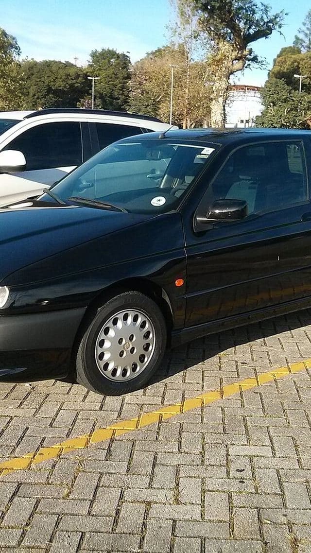 Alfa Romeo 145