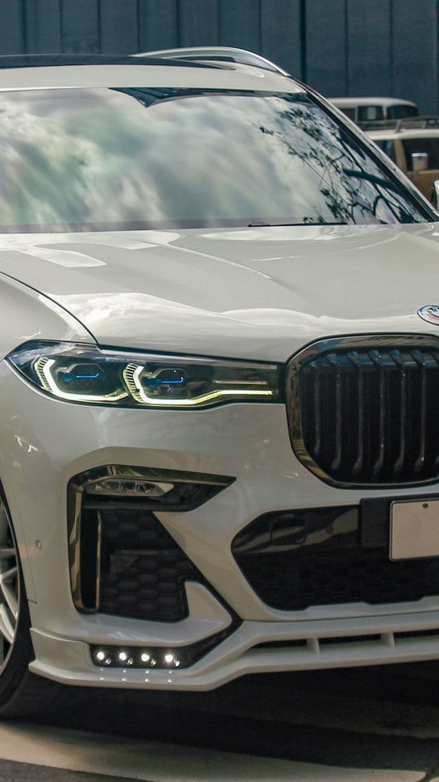 BMW X7
