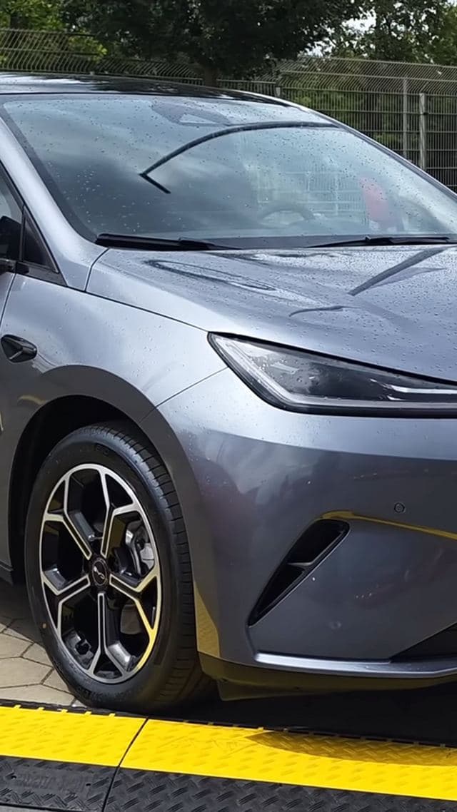 BYD Dolphin G