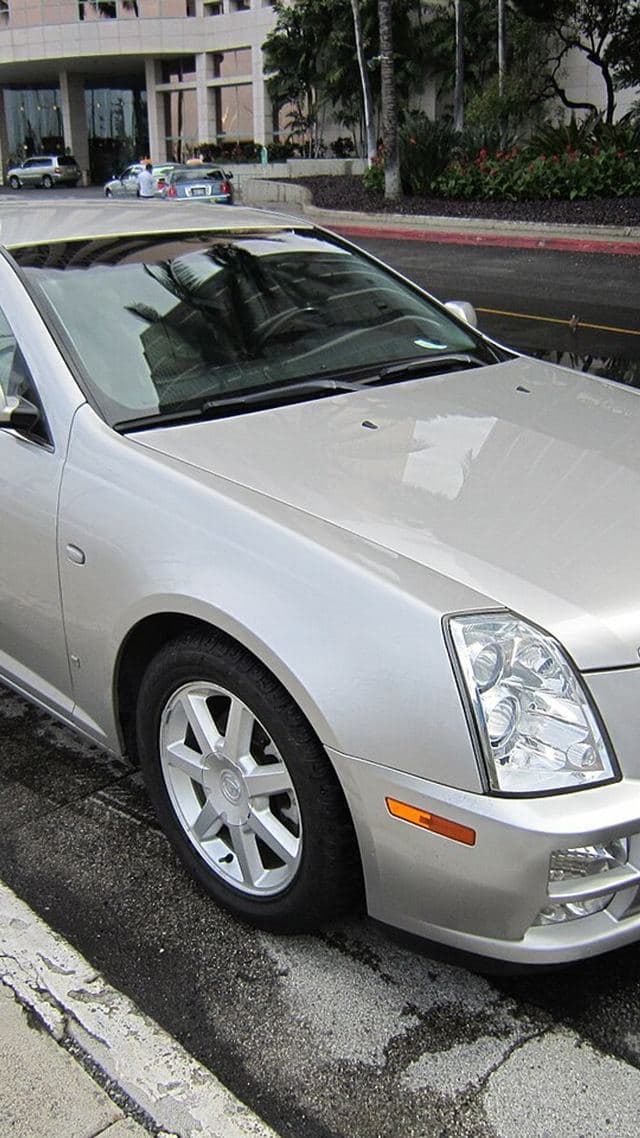 Cadillac STS