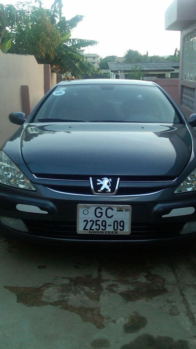 Peugeot 607