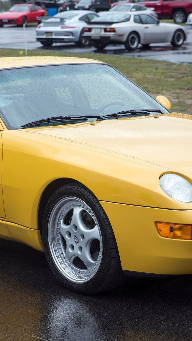 Porsche 968