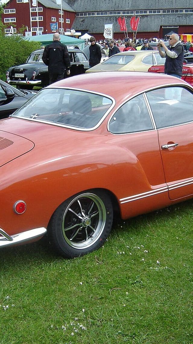 Volkswagen Karmann Ghia