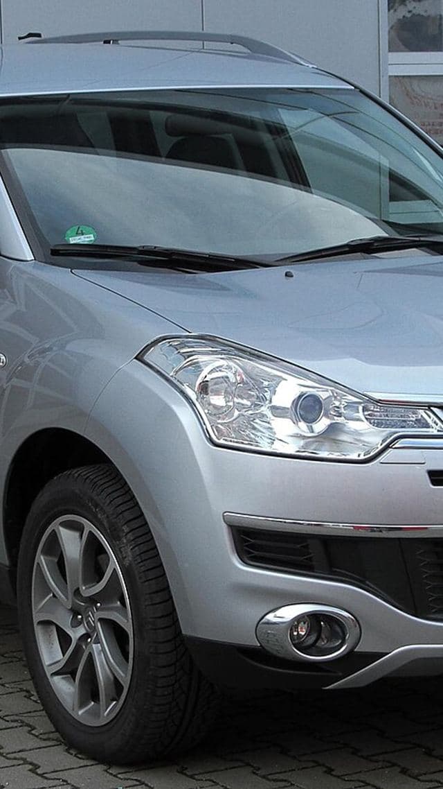 Citroen C-Crosser