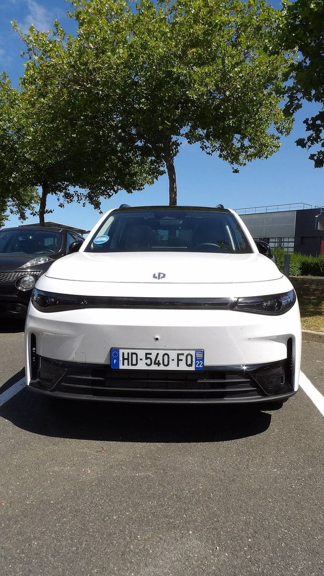 Leapmotor C10