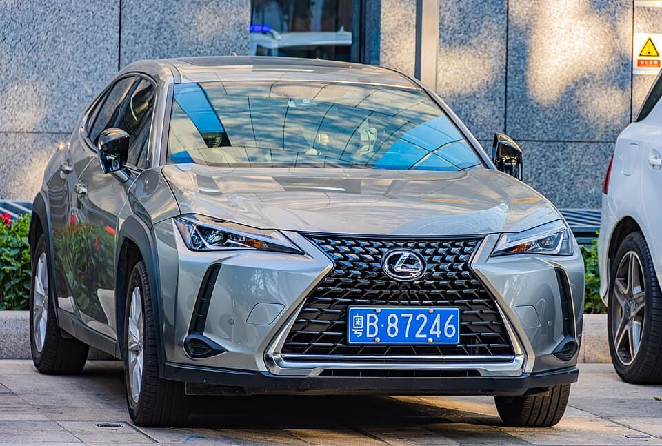 Lexus UX 200