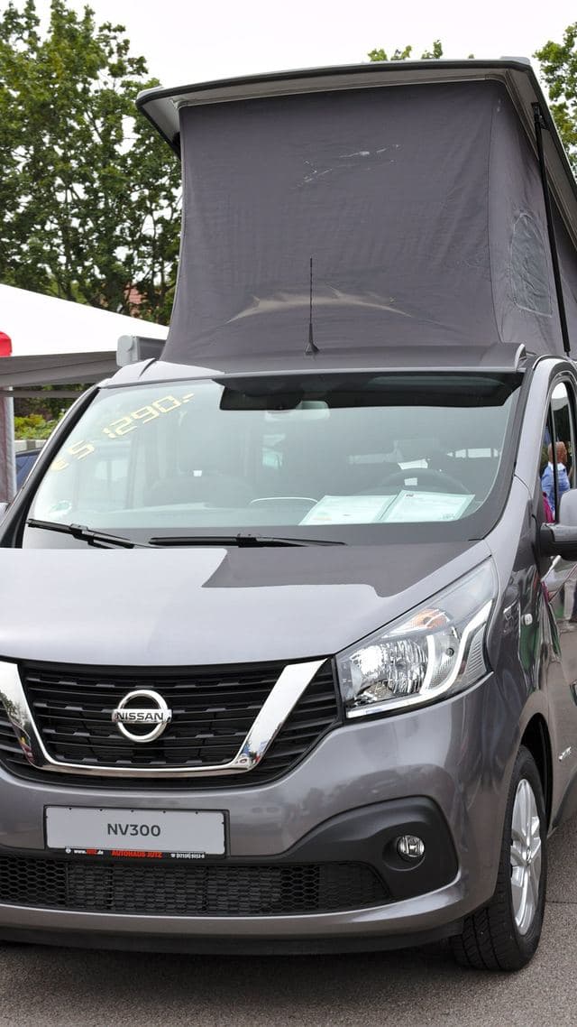 Nissan NV300