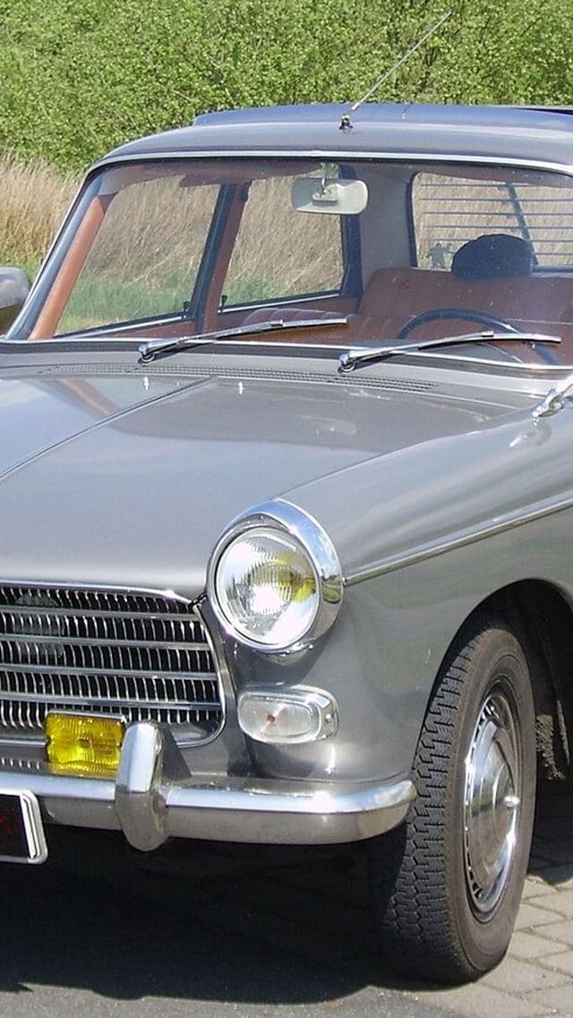 Peugeot 404